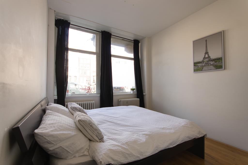Caesars Studio Apartamento Ámsterdam Habitación foto