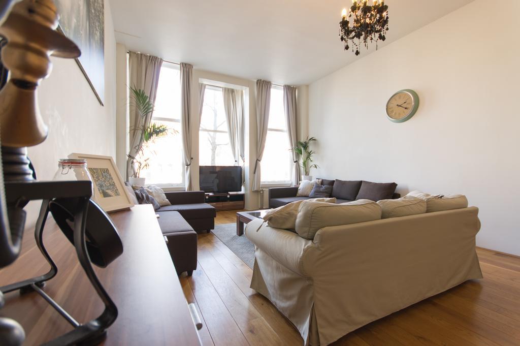 Caesars Studio Apartamento Ámsterdam Habitación foto